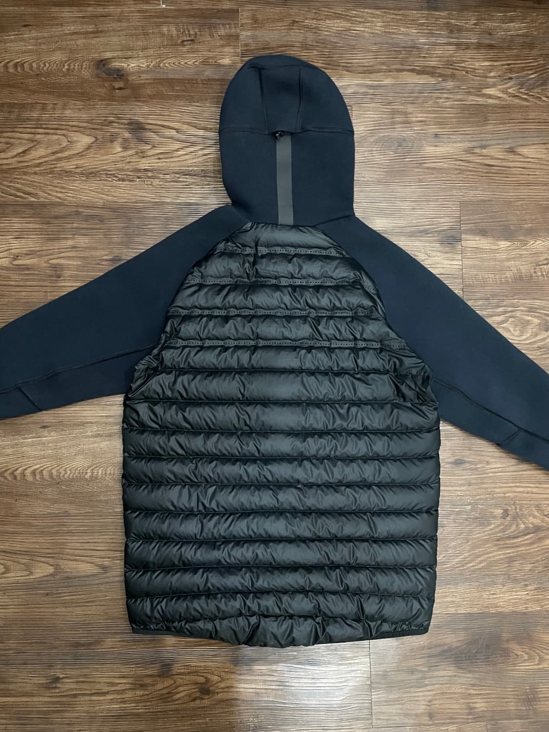 나이키 테크 플리스 에어로로프트 800 구스다운 자켓 블랙 상품이미지9