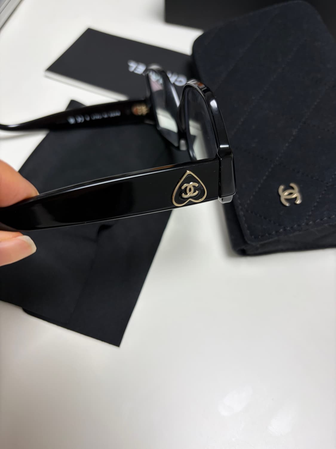 샤넬 하트 안경 (지디안경) 상품이미지2