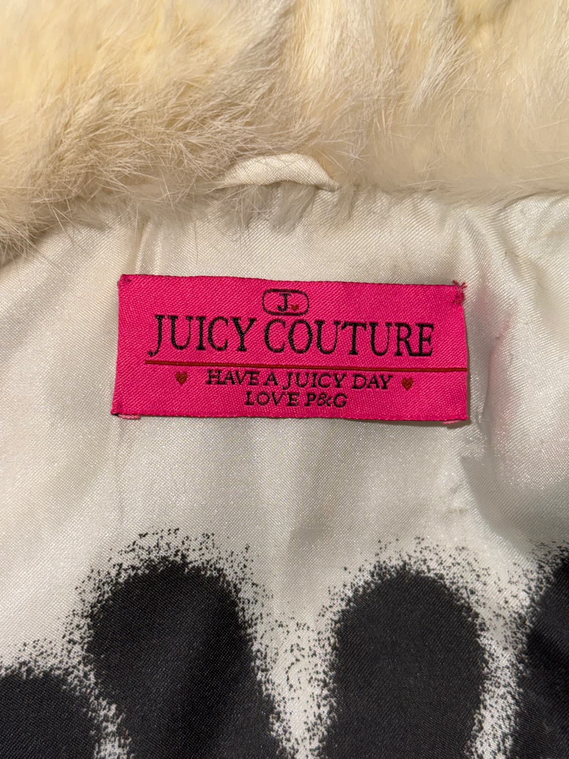 Juicy Couture white rabbit fur buckle jk 상품이미지4