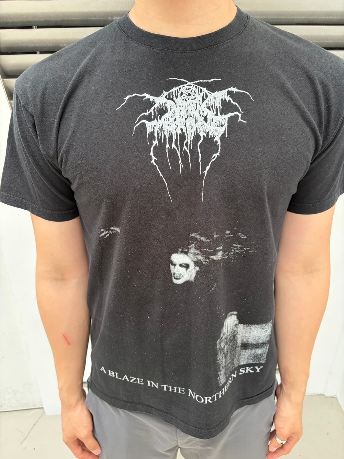 90s Dark throne 티셔츠 상품이미지1