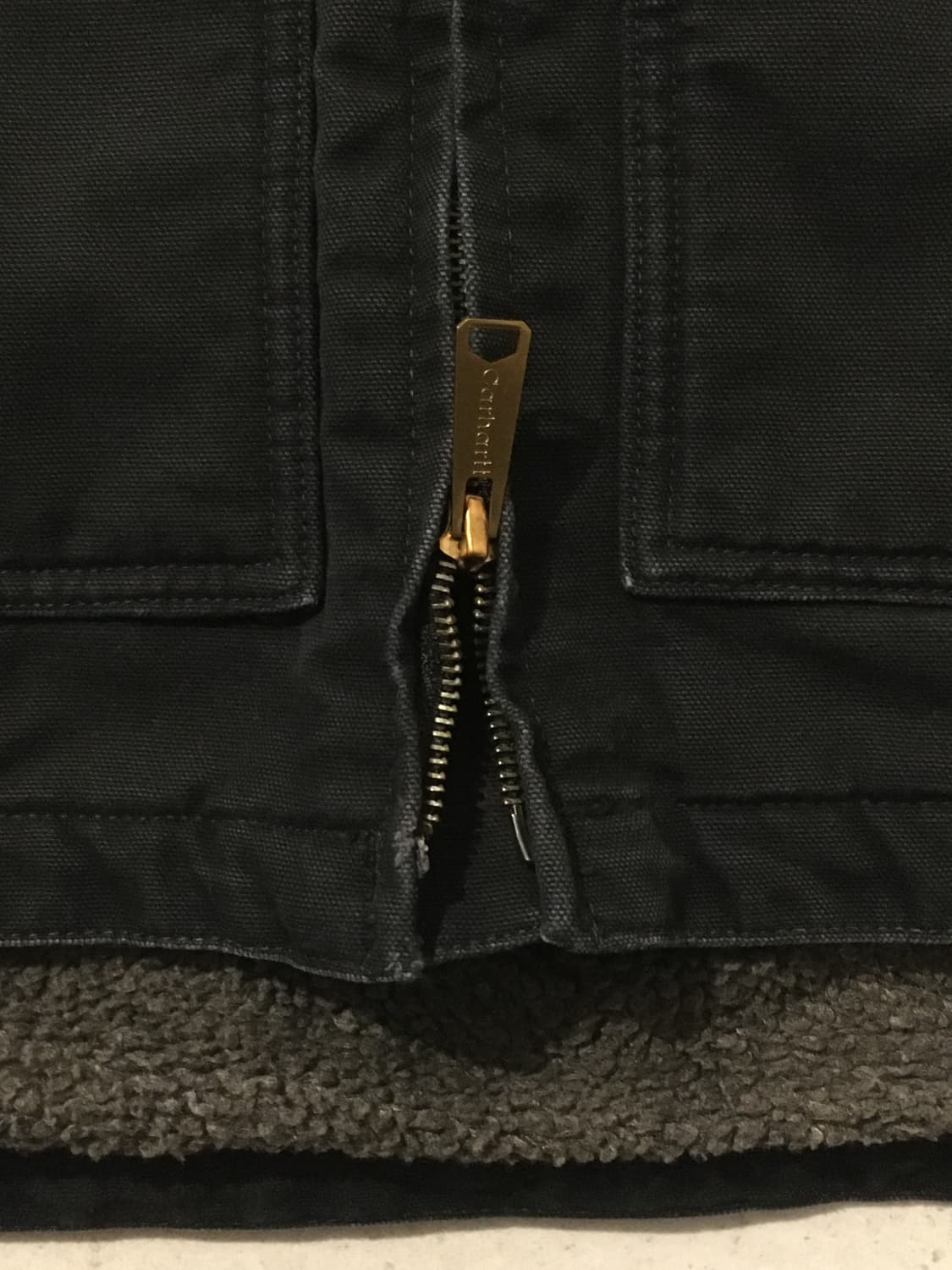 Carhartt-루즈 핏 워시트 덕 셰르파 안간 모크넥 조끼 블랙(XL) 상품이미지3