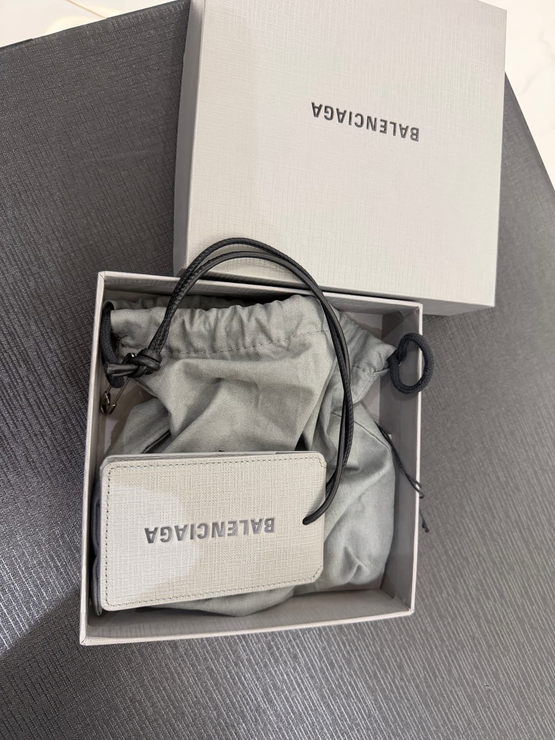 발렌시아가 가죽태그 브로치, 키링, 참 상품이미지4