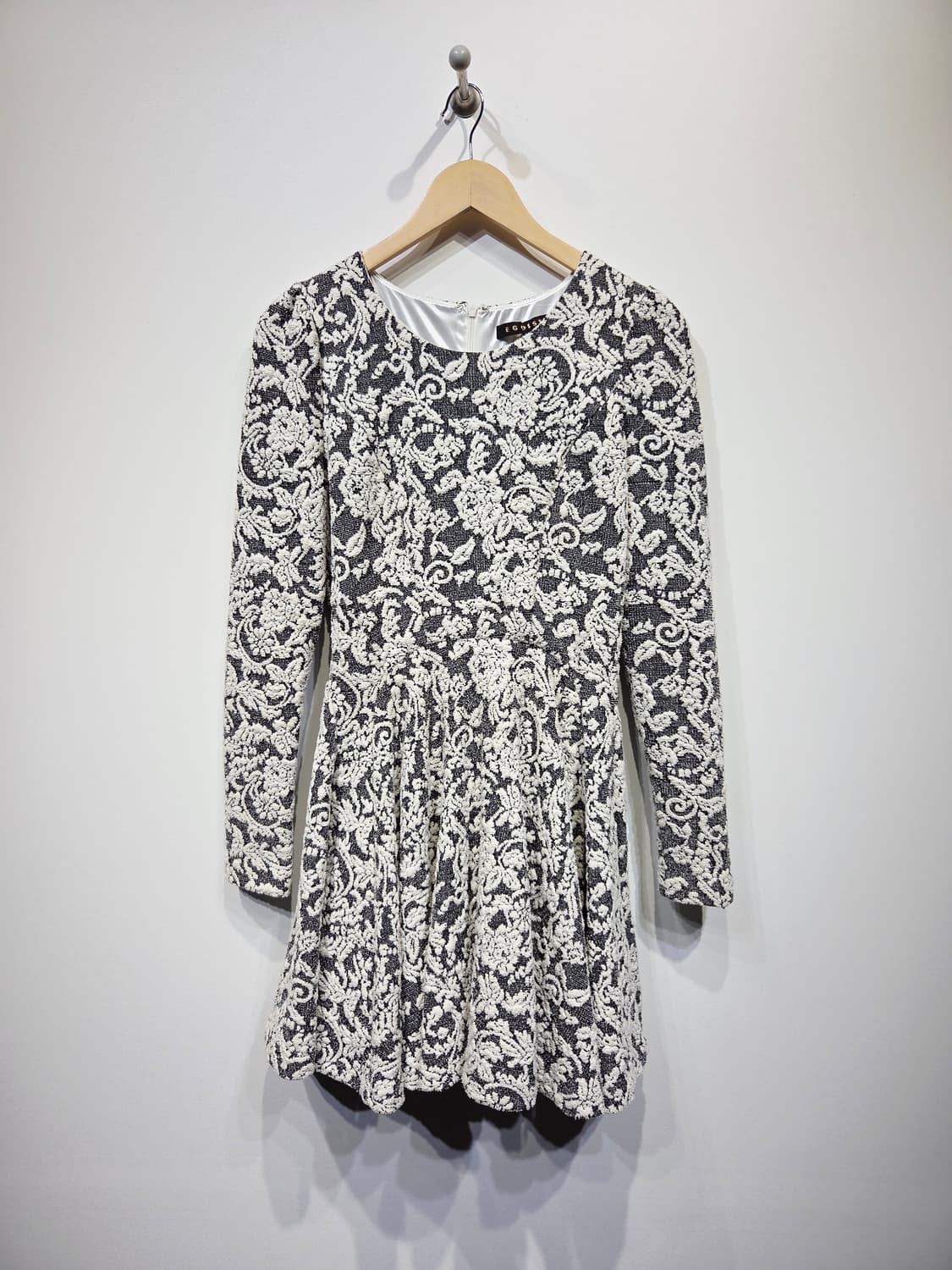 EGOIST 블랙 플라워 패턴 겨울 원피스_55 상품이미지2