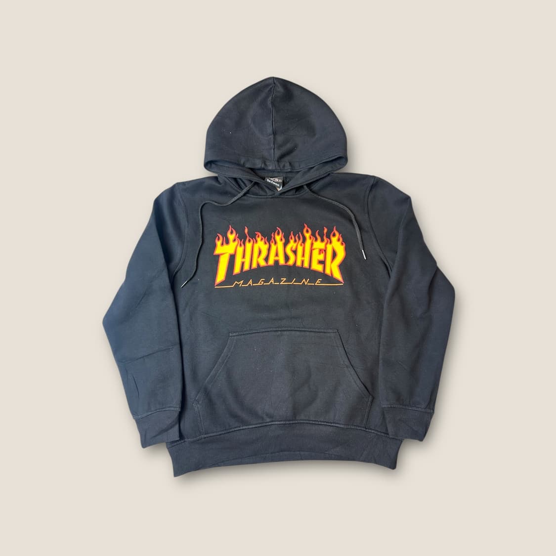 T065 쓰레셔 프린팅 블랙 후드티 상품이미지1