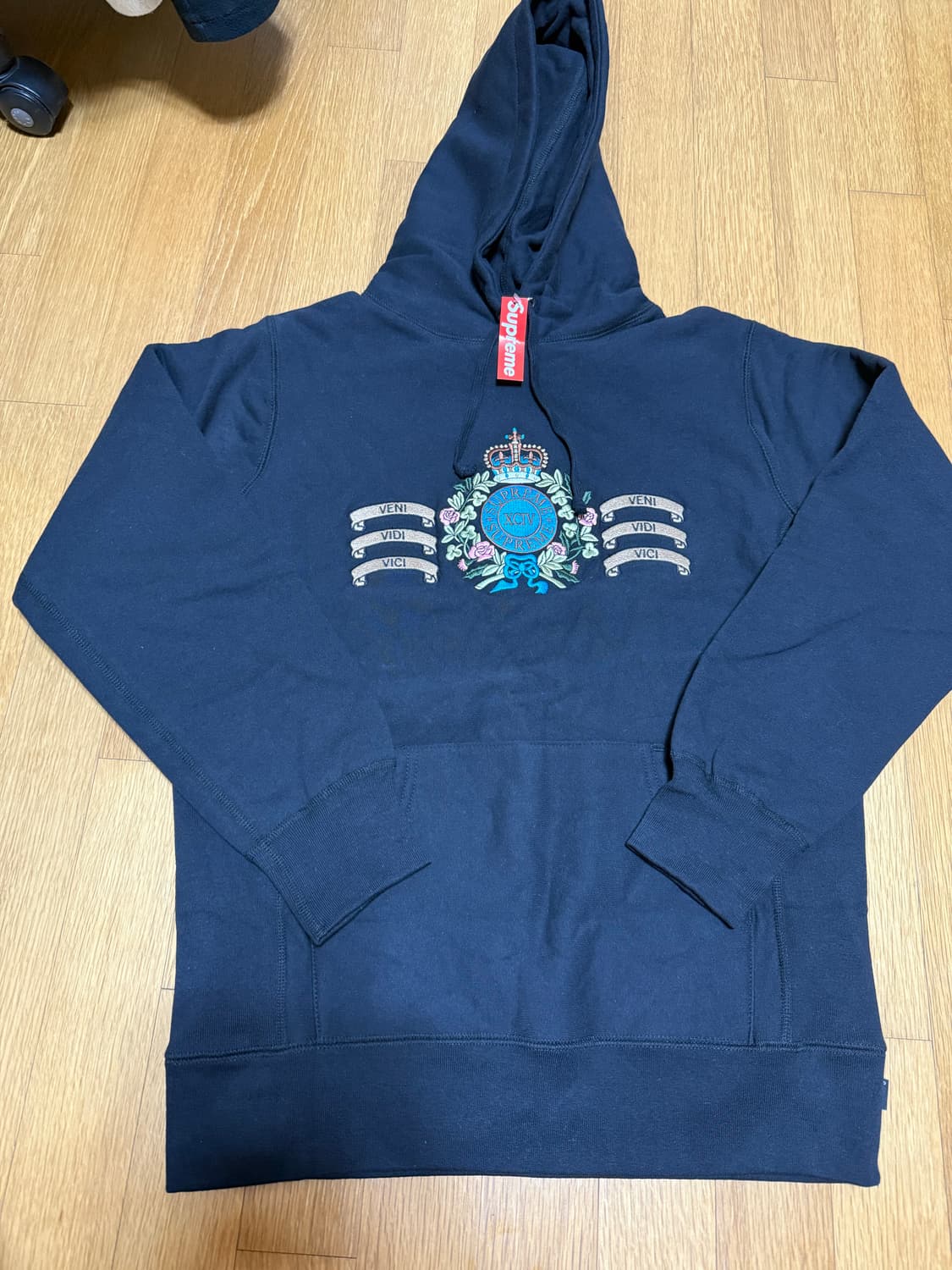 16FW  M 슈프림 크레스트후드 블랙 상품이미지1