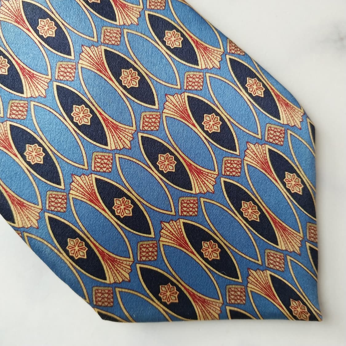 입생로랑 실크 블루 아르데코 패턴 넥타이 9.7cm 새제품 K1825
 상품이미지8