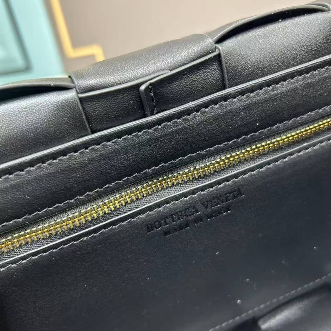 보테가 베네타(Bottega Veneta) 카세트 백 상품이미지10