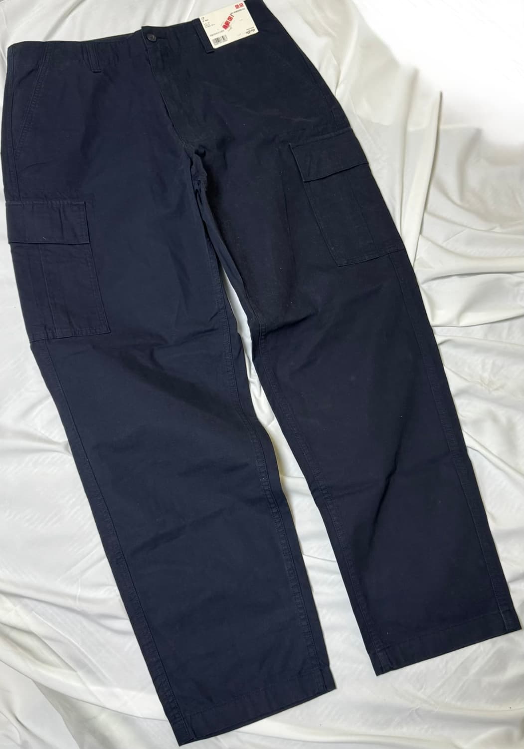 유니클로 2019년 레귤러피트카고팬츠 네이비 85 상품이미지1