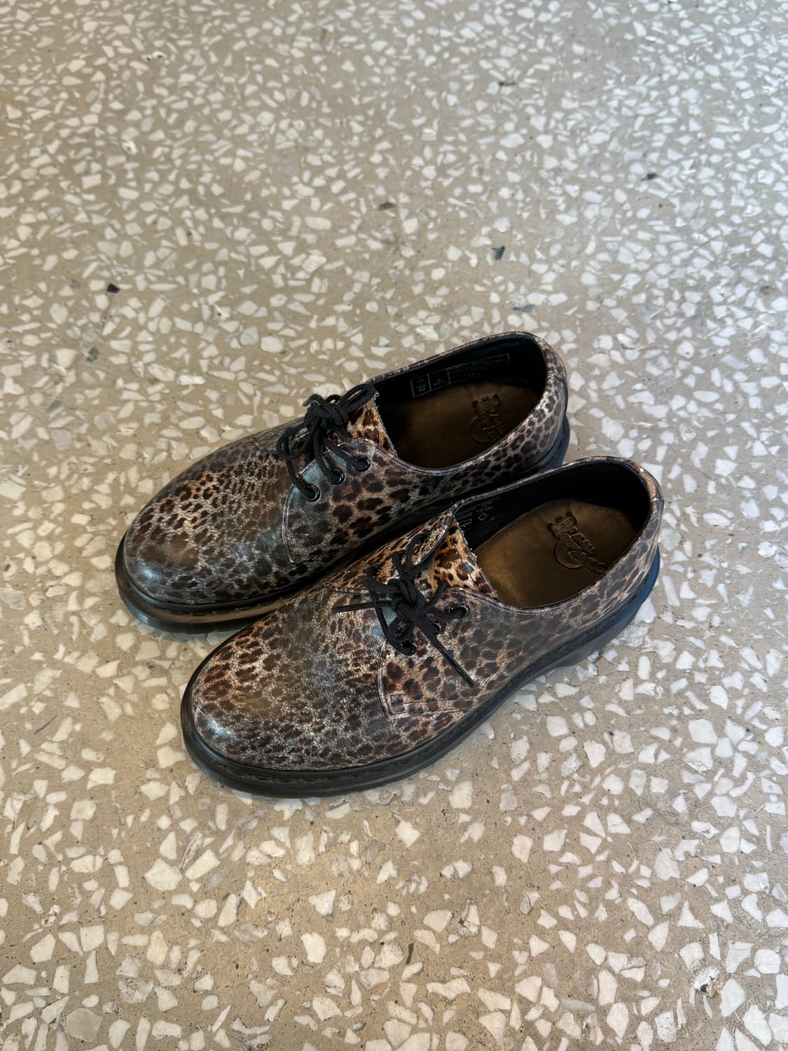 Dr. Martens 1461 Leopard Print Shoes 상품이미지1