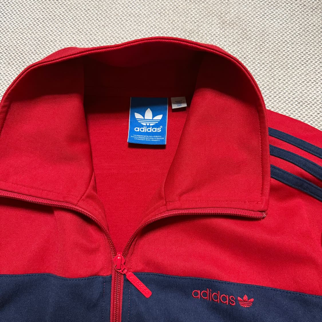 아디다스 스펠아웃 트랙탑 상품이미지2