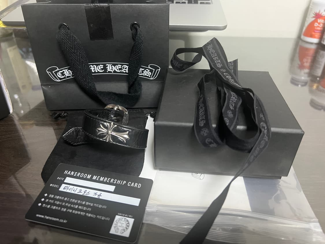 크롬하츠 타이니크로스 레더 팔찌 상품이미지1