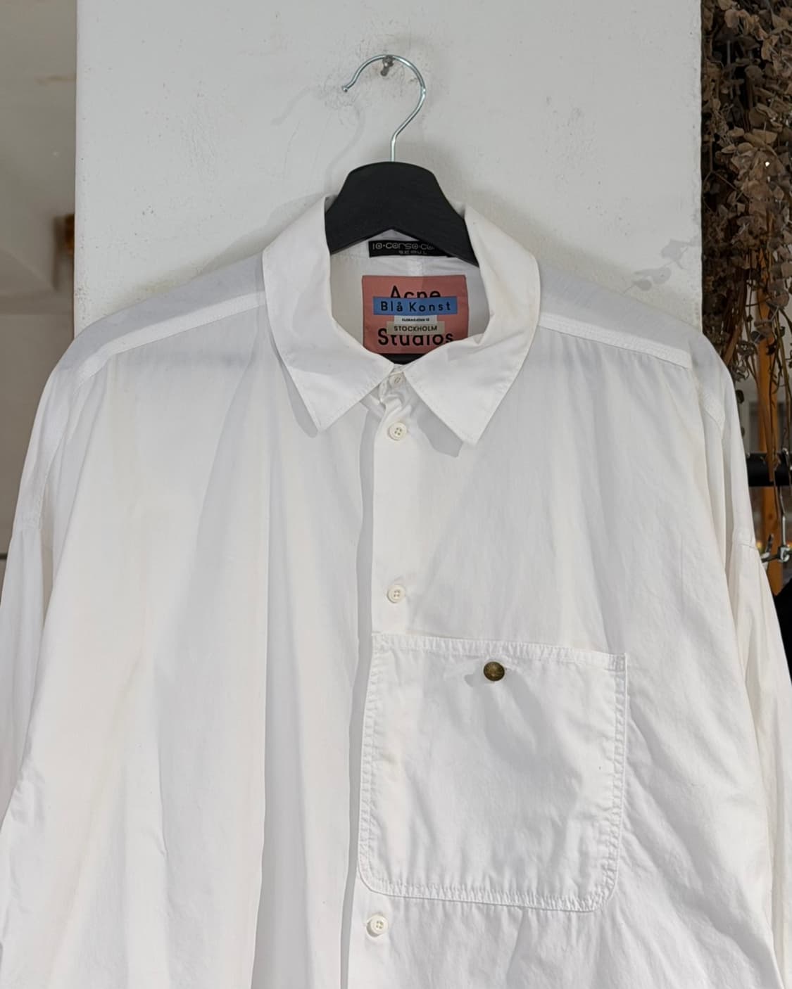 아크네 스튜디오 블라 콘스트 화이트 포켓 오버핏 셔츠 상품이미지4