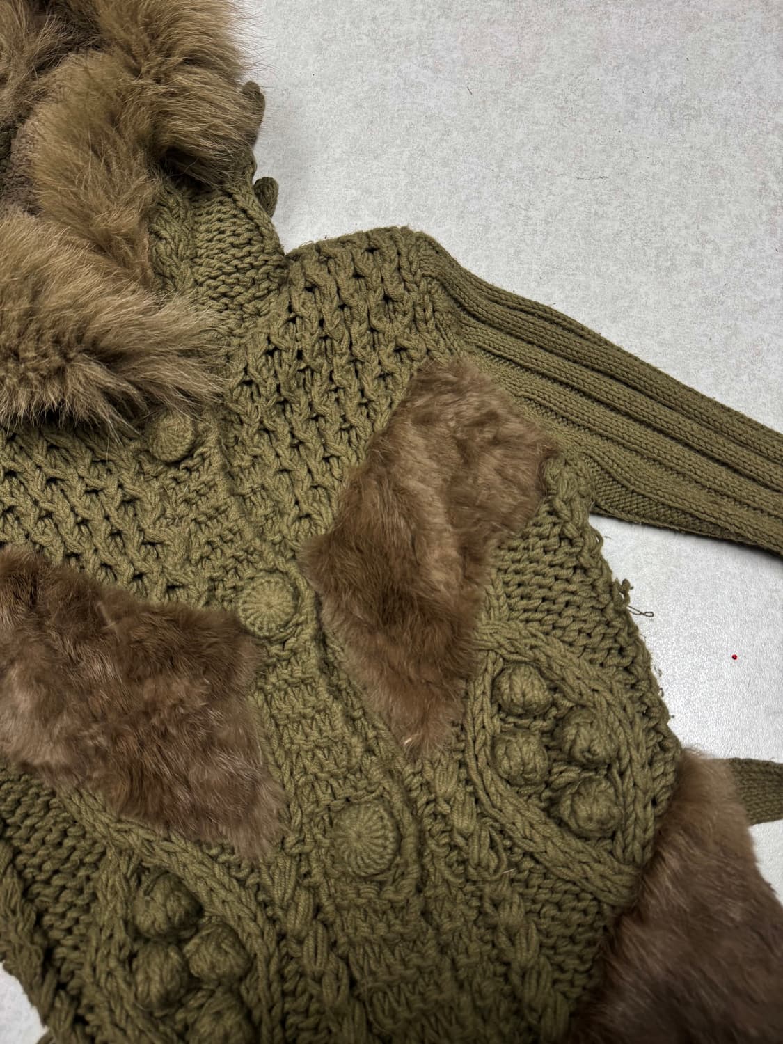 그런지 y2k 퍼 니트 가디건 상품이미지2