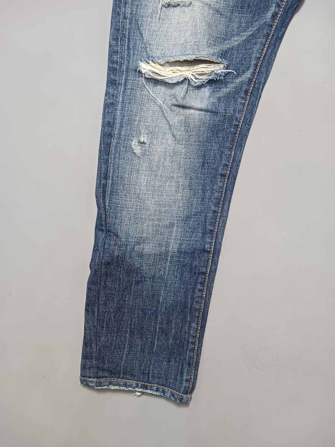 [32] 디스퀘어드2 더티페인티드 슬림진 청바지 상품이미지3