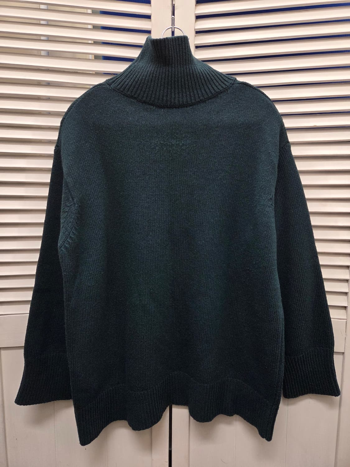 산드로 울캐시미어 터틀넥 스웨터 상품이미지3