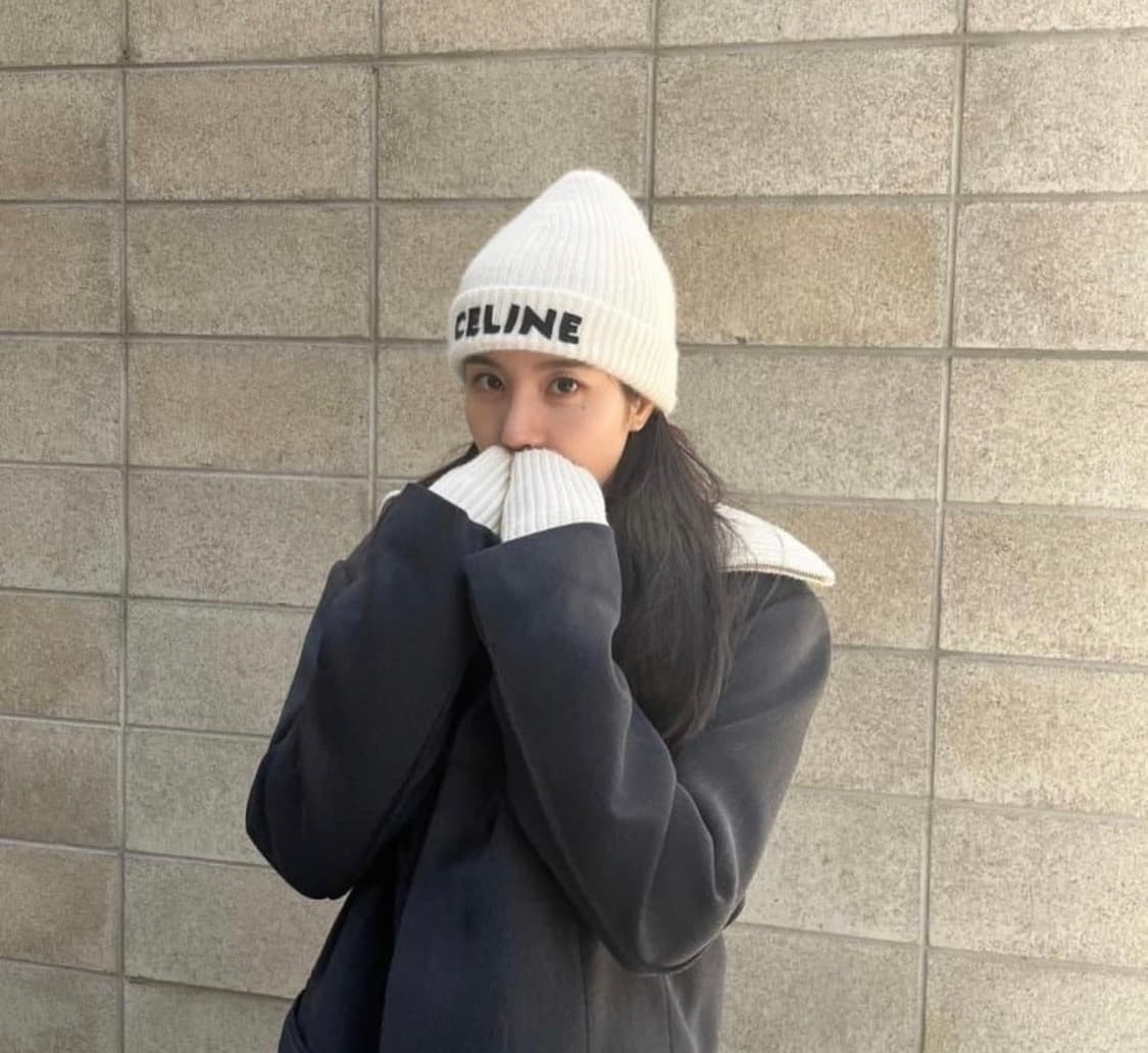 (은비 착용) 셀린느 로고 울 비니 (2회 착용) 상품이미지7