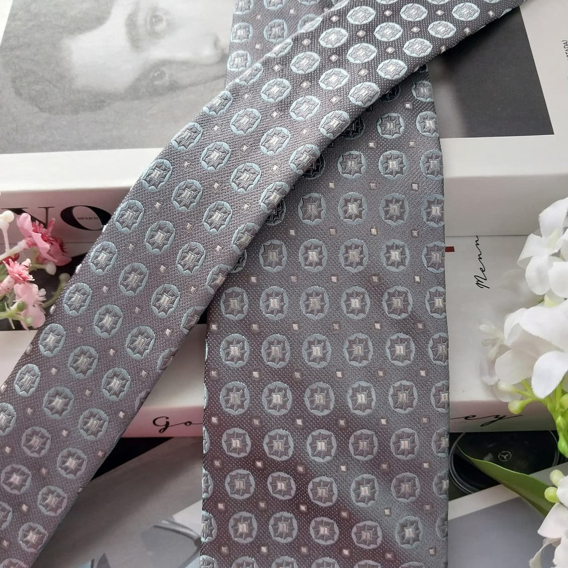 마이클코어스 실크 그레이 패턴 넥타이 8.3cm A+등급 K2129 상품이미지8