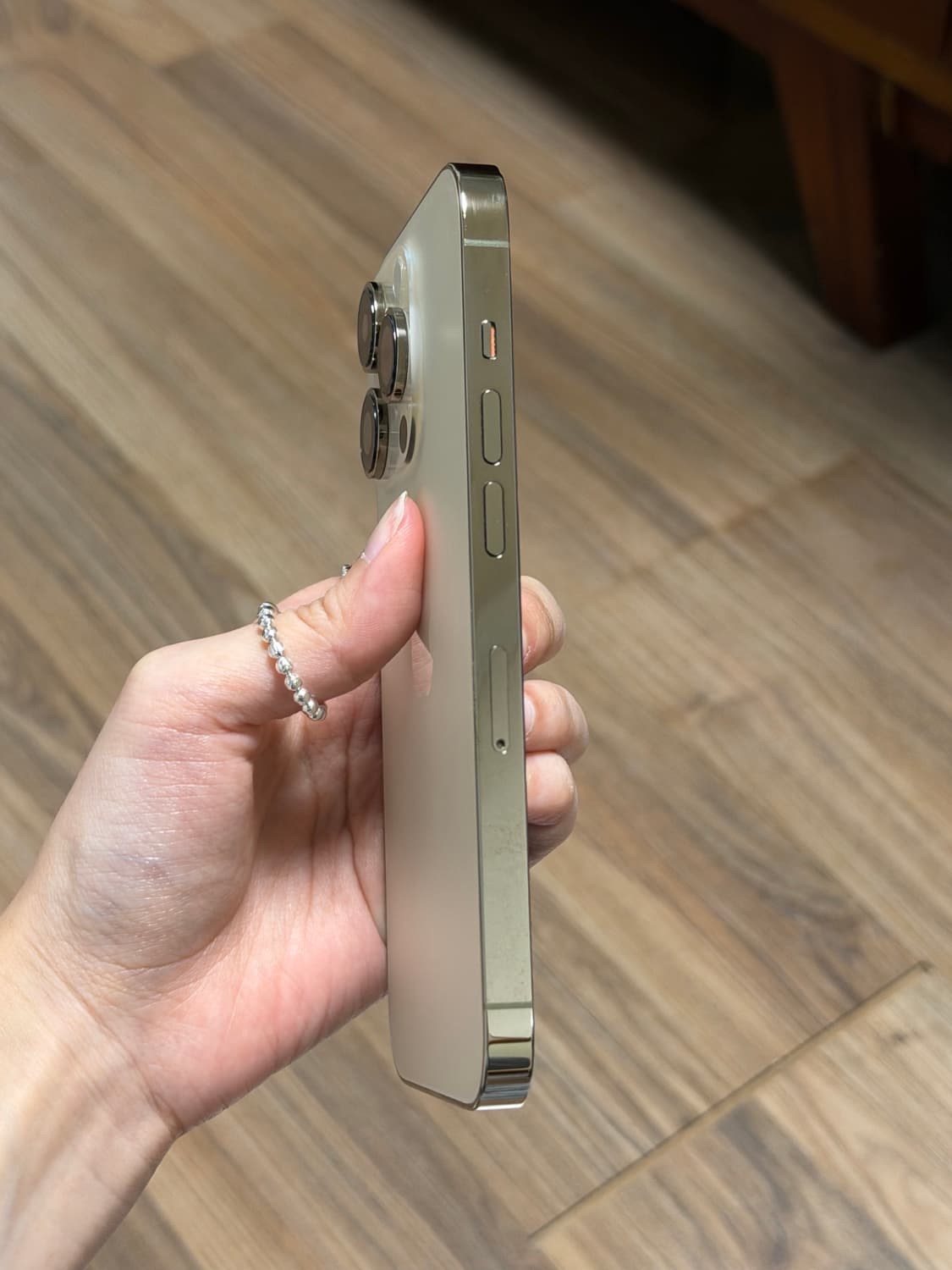 아이폰 14pro 256gb 골드 상품이미지6