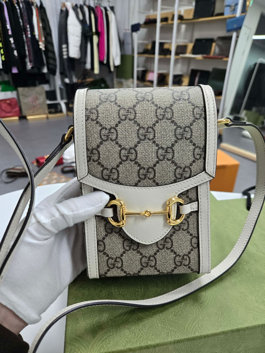 [40%할인] 구찌 홀스빗 폰홀더백 상품이미지1