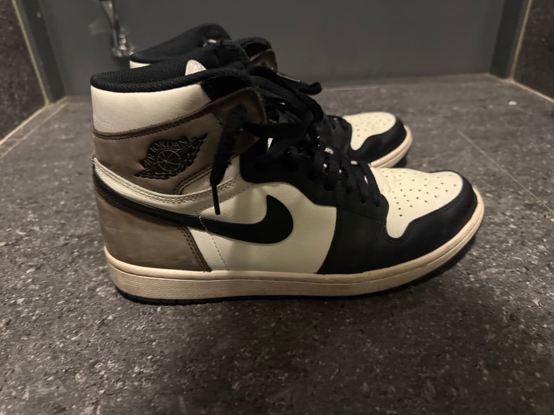 (285) 조던 1 레트로 하이 OG 다크 모카 상품이미지1