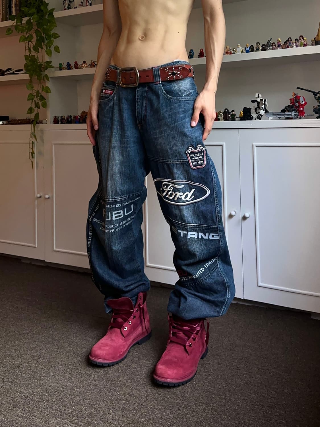Fubu x Nascar 포드 머스탱 패치 데님 팬츠 상품이미지3