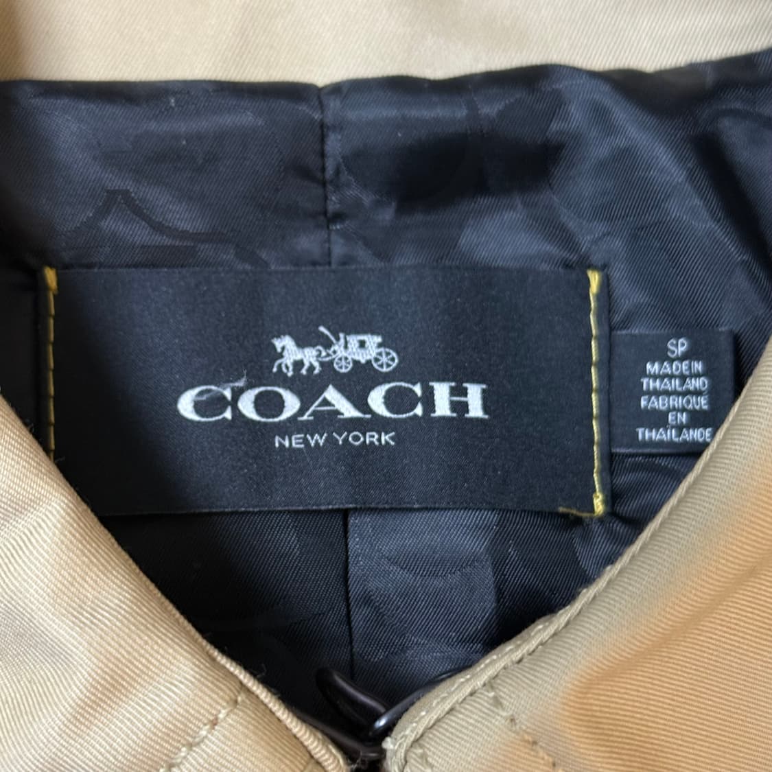 Coach 코치 시그니처 라펠 숏 트렌치코트 상품이미지10