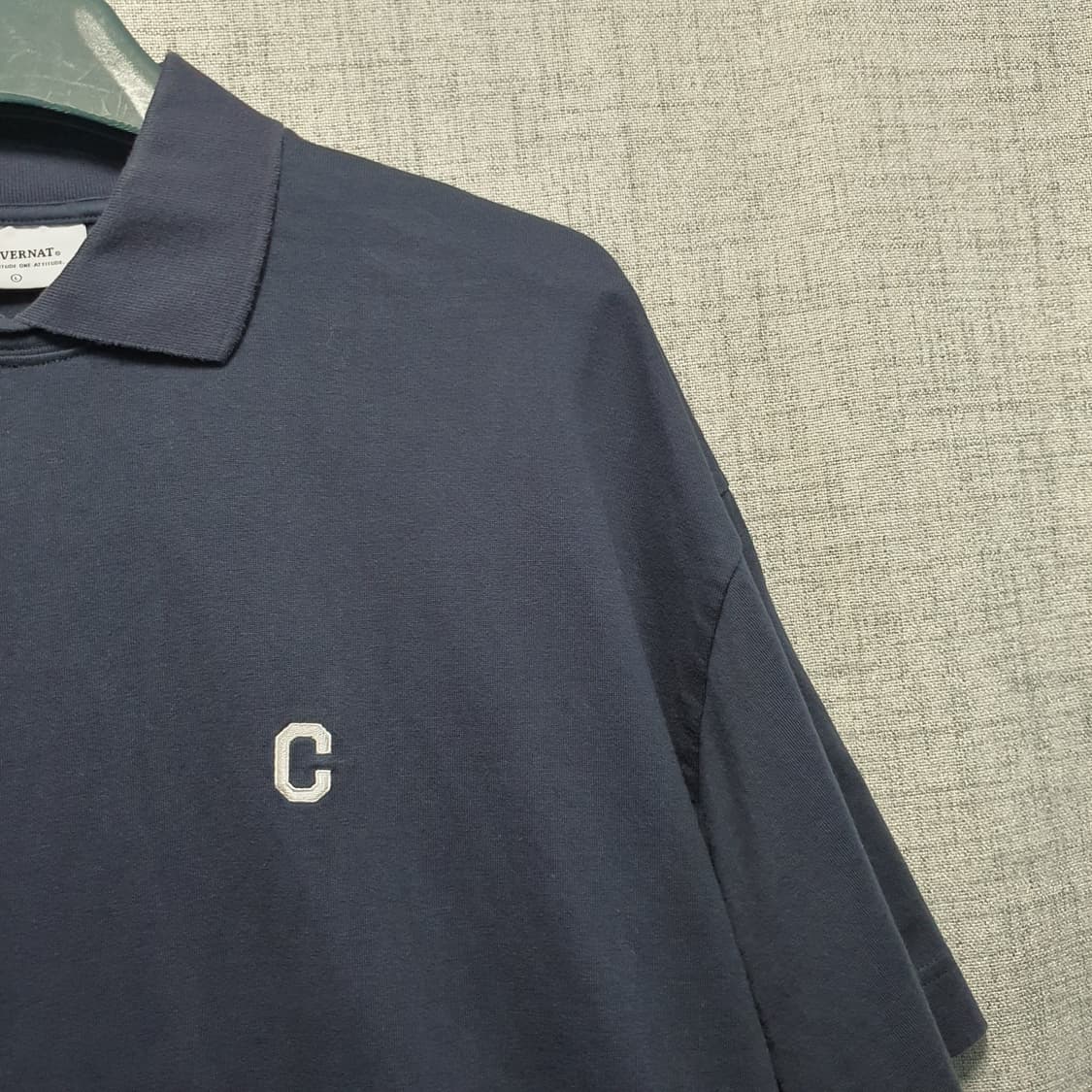 커버낫 C 로고 반팔 폴로티 네이비  상품이미지3