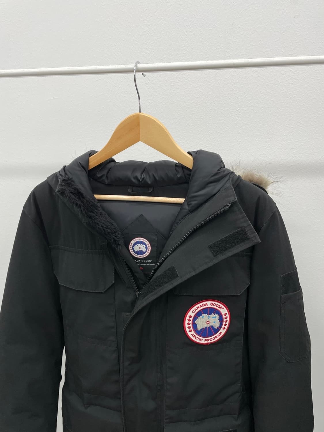 95) 캐나다구스 시타델 다운파카 상품이미지4