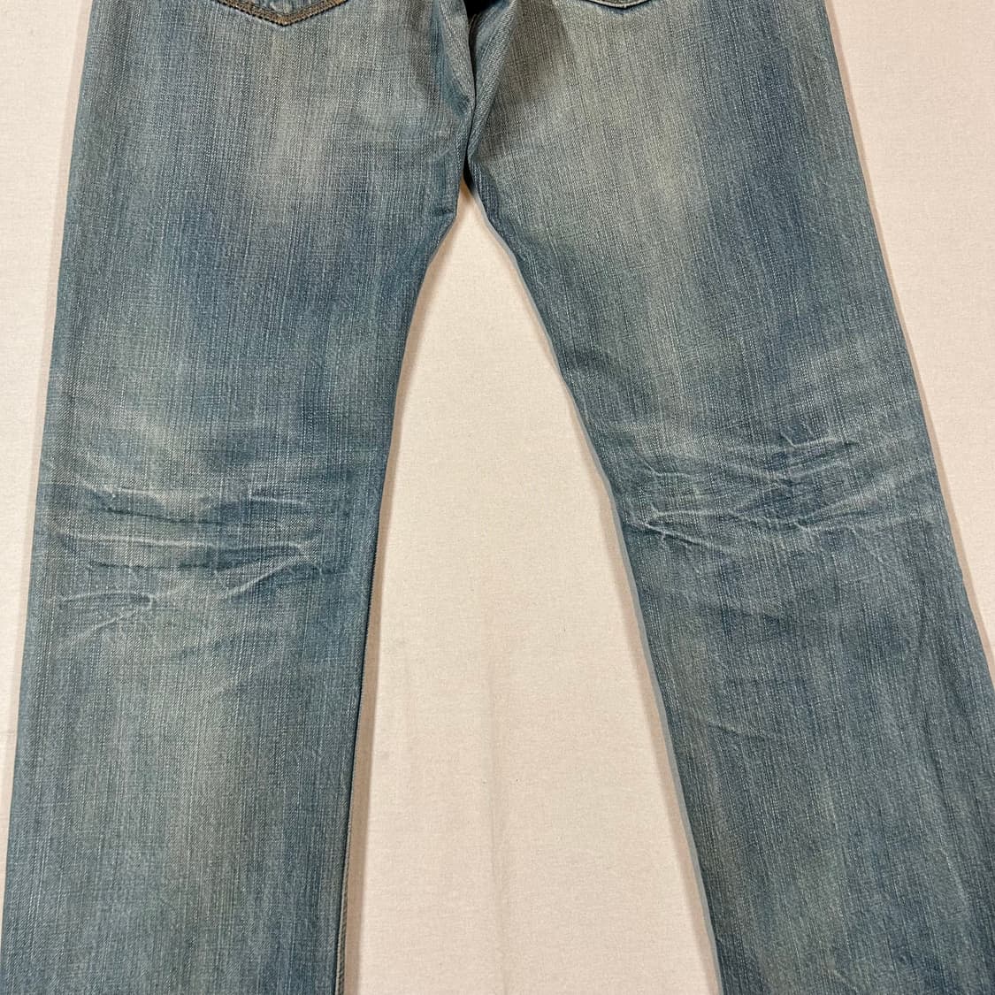 32inch) 리바이스 701 슬림 스트레이트 데님 청바지 상품이미지3