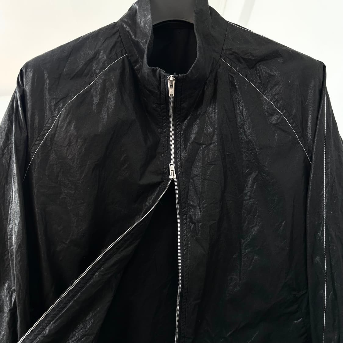 마뗑킴 백로고 나일론 바람막이 자켓 상품이미지6