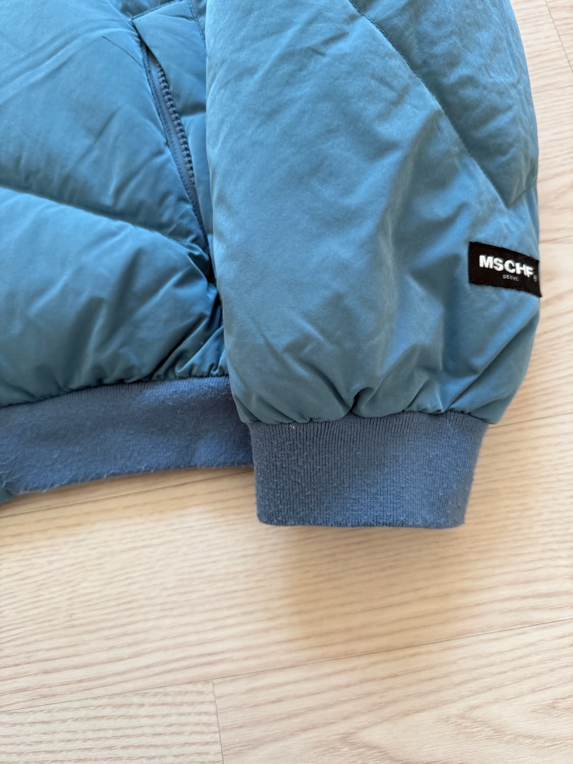 미스치프 MSCHF 블루 패딩 점퍼 상품이미지2