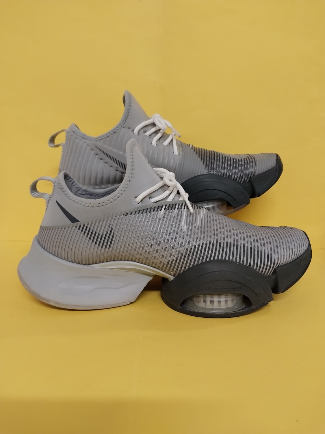 남성 나이키 에어 줌 슈퍼랩 스모크 그레이 트레이닝화, 운동화 (260) 상품이미지3