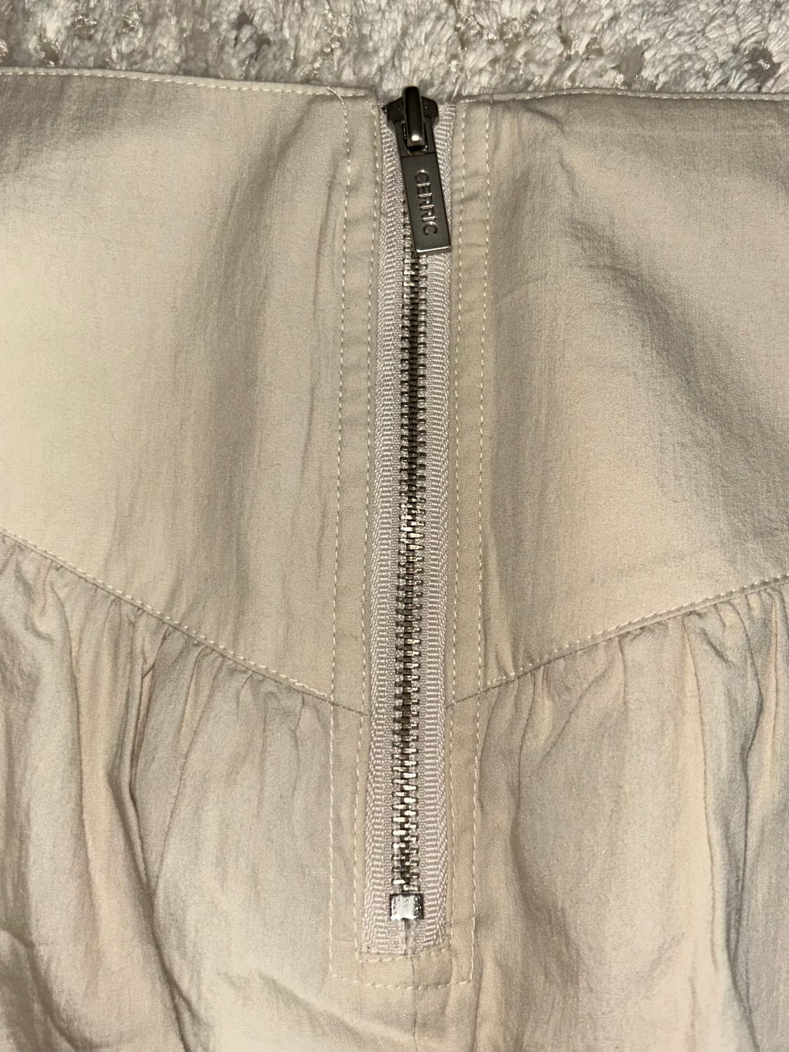 세릭 ASYMMETRIC INCISION SKIRT 언밸런스 스커트 상품이미지6