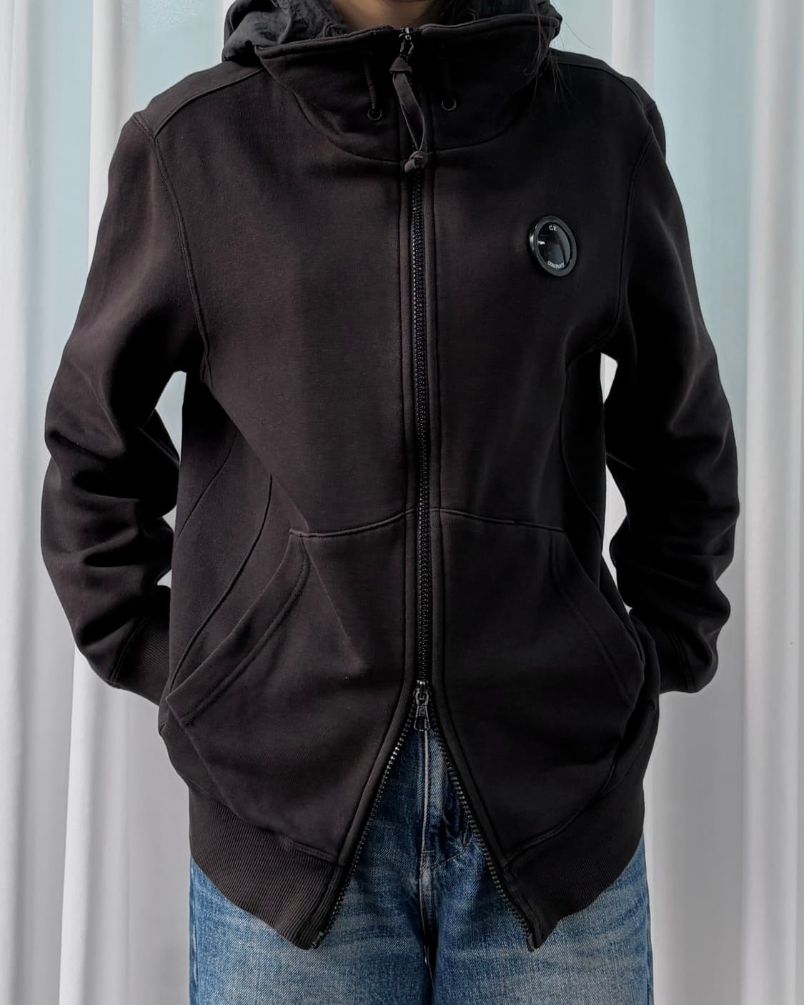 [M]CP컴퍼니 C.P.COMPANY 렌즈 후드집업 상품이미지4