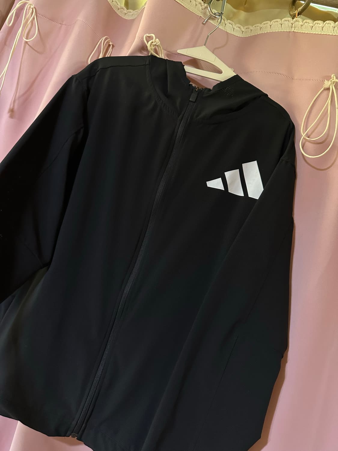 아디다스 후드 바람막이 데일리 우븐 경량 바람막이 아디다스블랙 삼선 바막 상품이미지3