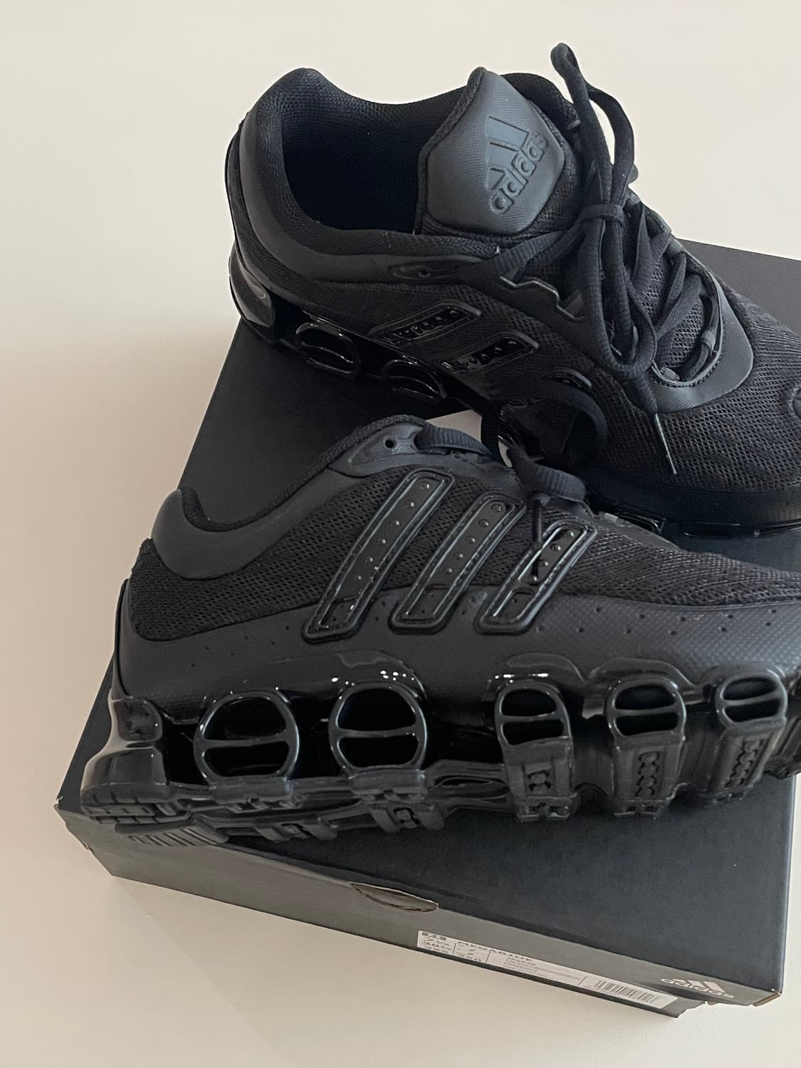 아디다스 메가라이드 JP9626 코어 블랙 & 카본 상품이미지5