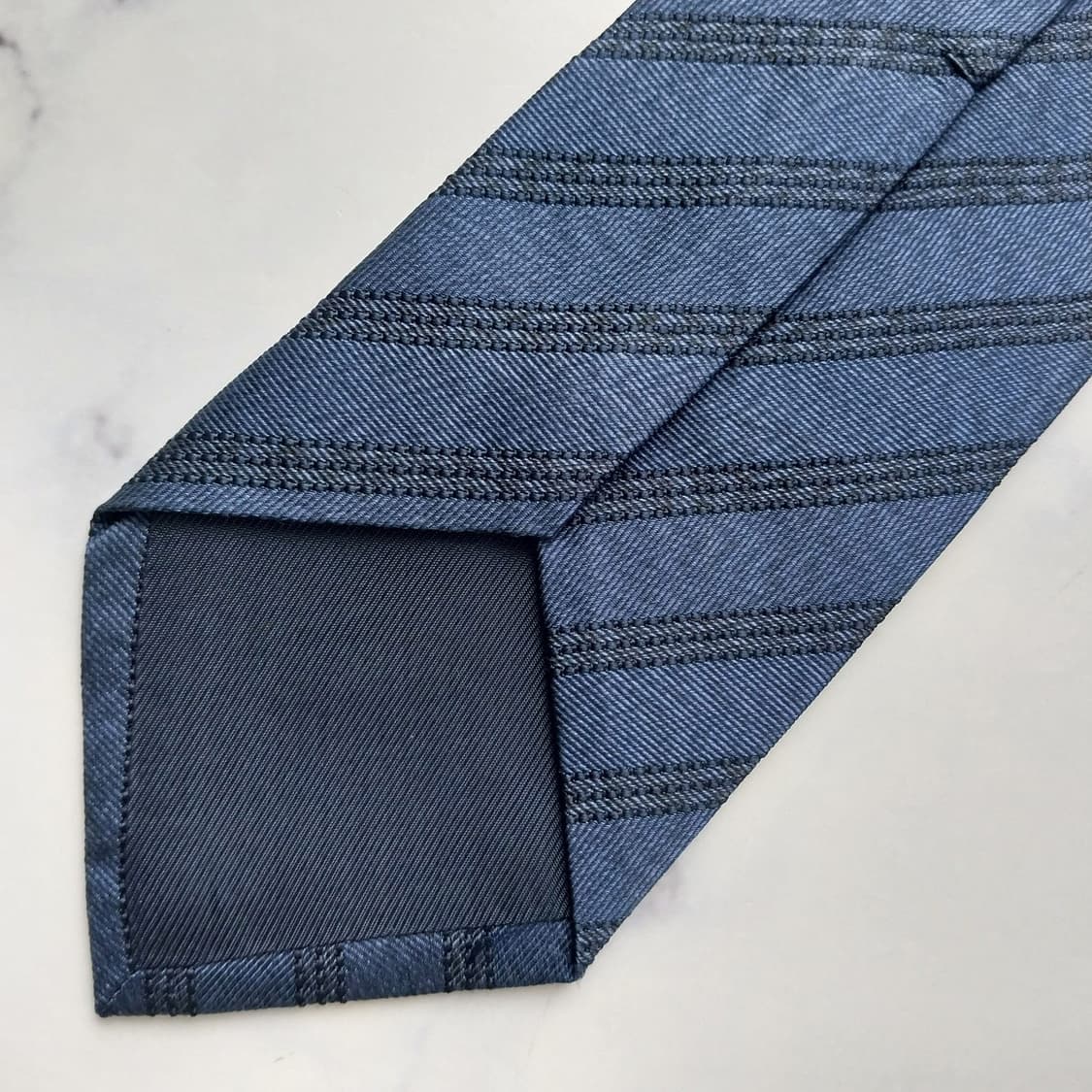 바나나리퍼블릭 넥타이 네이비 스트라이프 A+등급 K2465
 상품이미지8