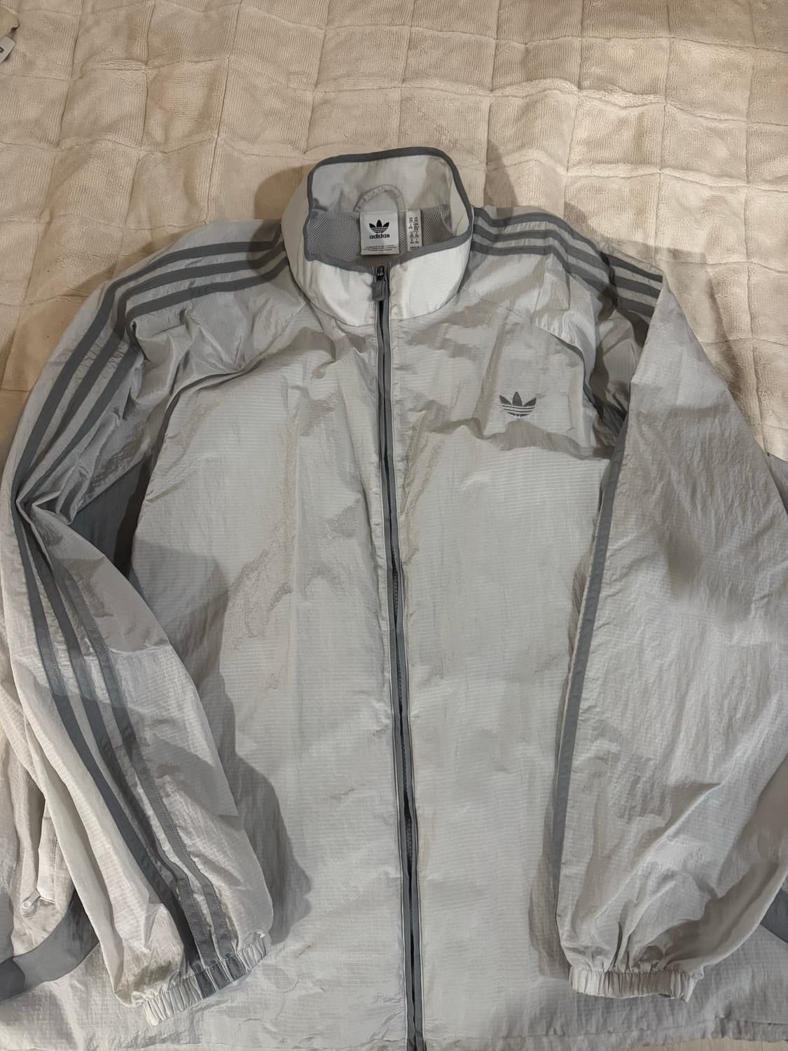 아디다스 바람막이 판매합니다. 상품이미지1