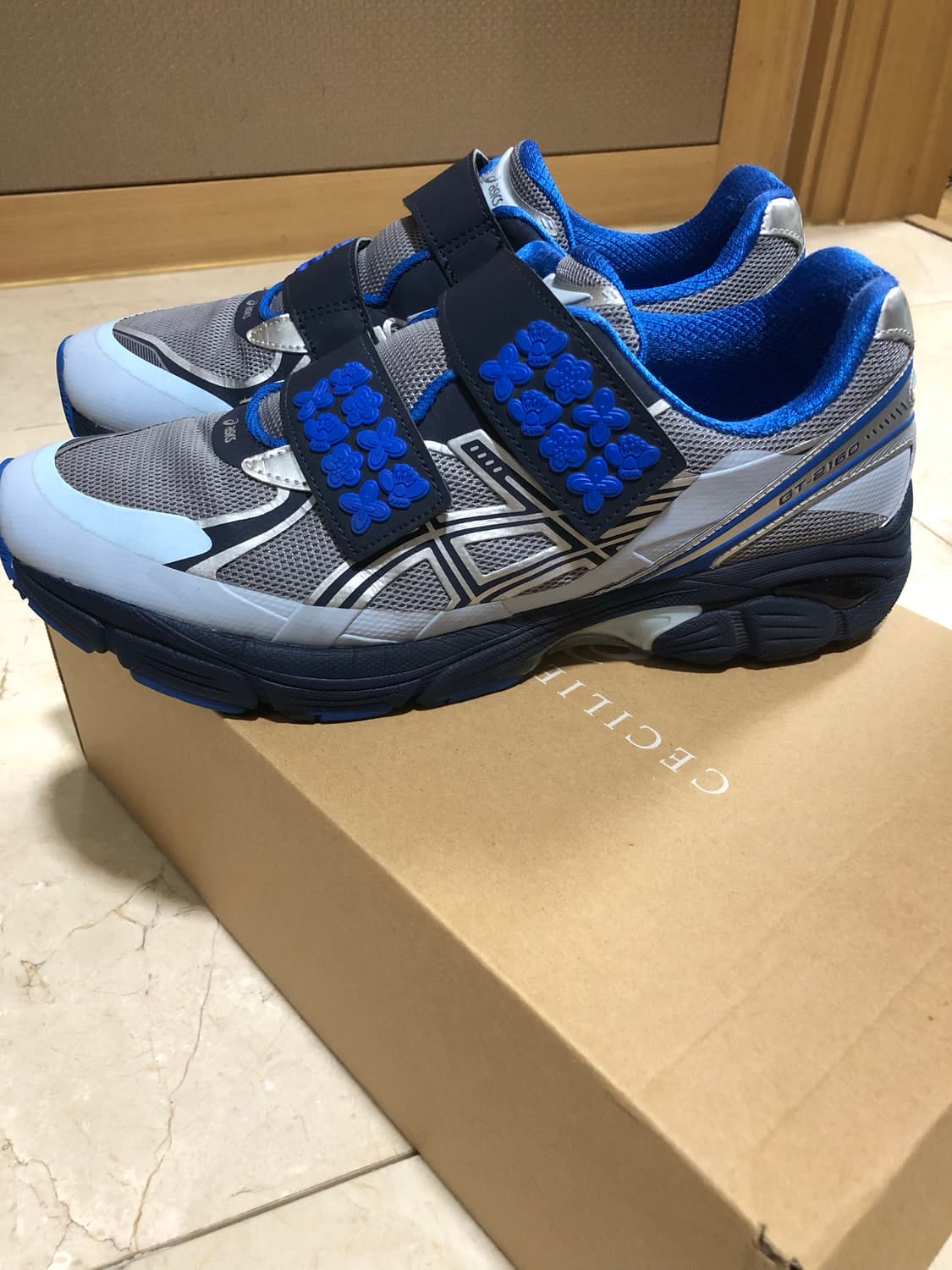 (285) 아식스 세실리에반센 상품이미지1