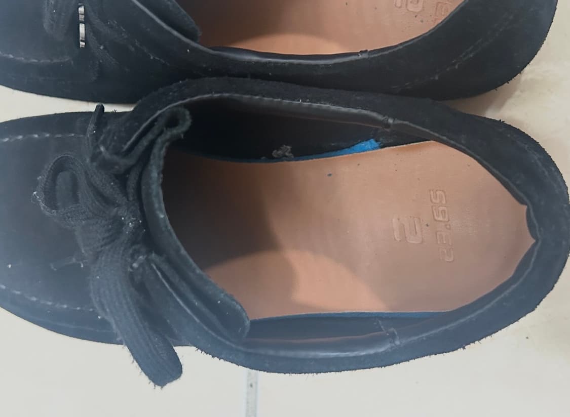 23.65 너티 왈라비 모카신 블랙 250사이즈 판매 상품이미지2