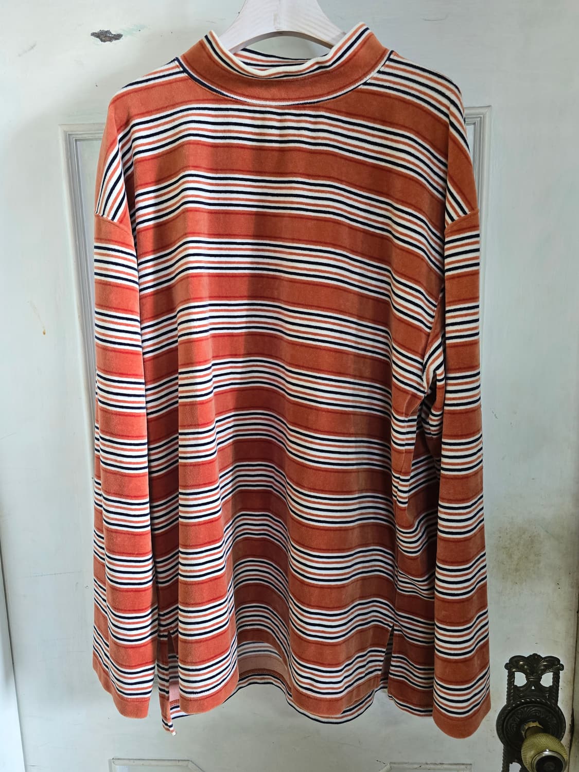 Name 벨벳 모크넥 상품이미지1