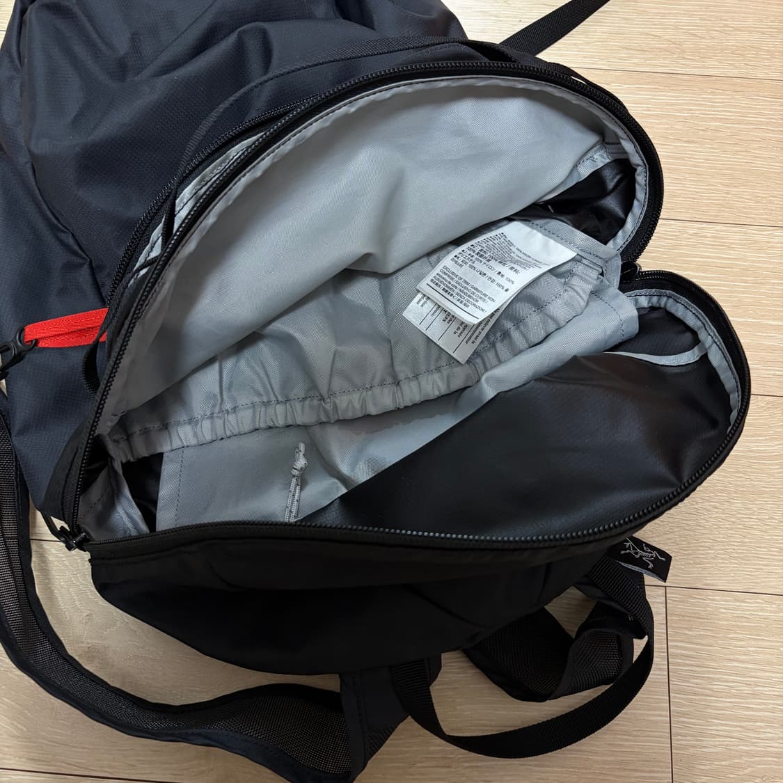 아크테릭스 헬리아드 15 백팩 블랙 상품이미지4