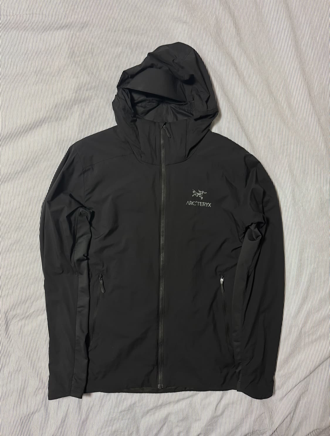 (SS급) 아크테릭스 아톰 SL 후디 블랙  상품이미지3