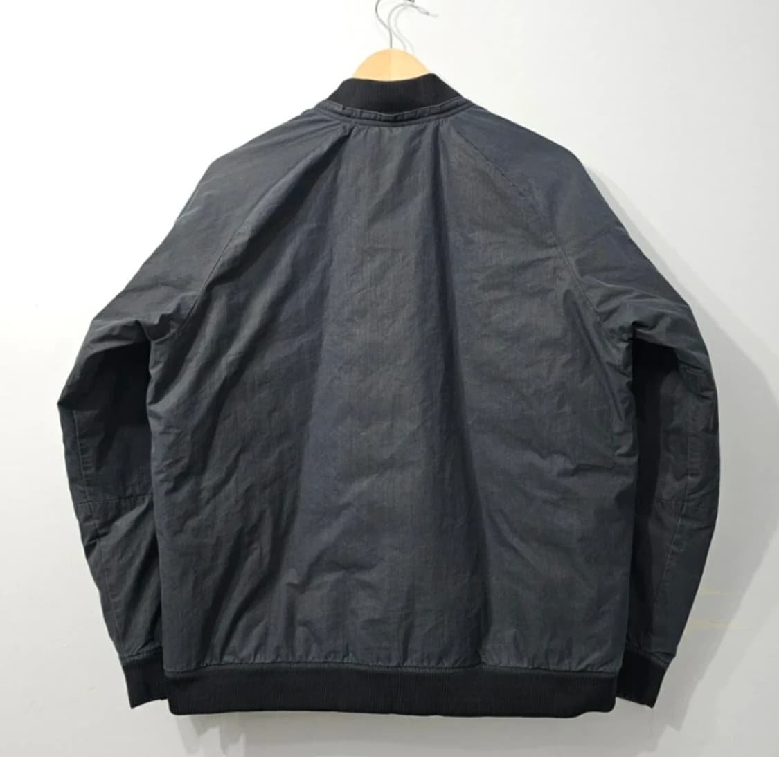 나이키 남성 봄버 자켓 블랙 105 상품이미지3