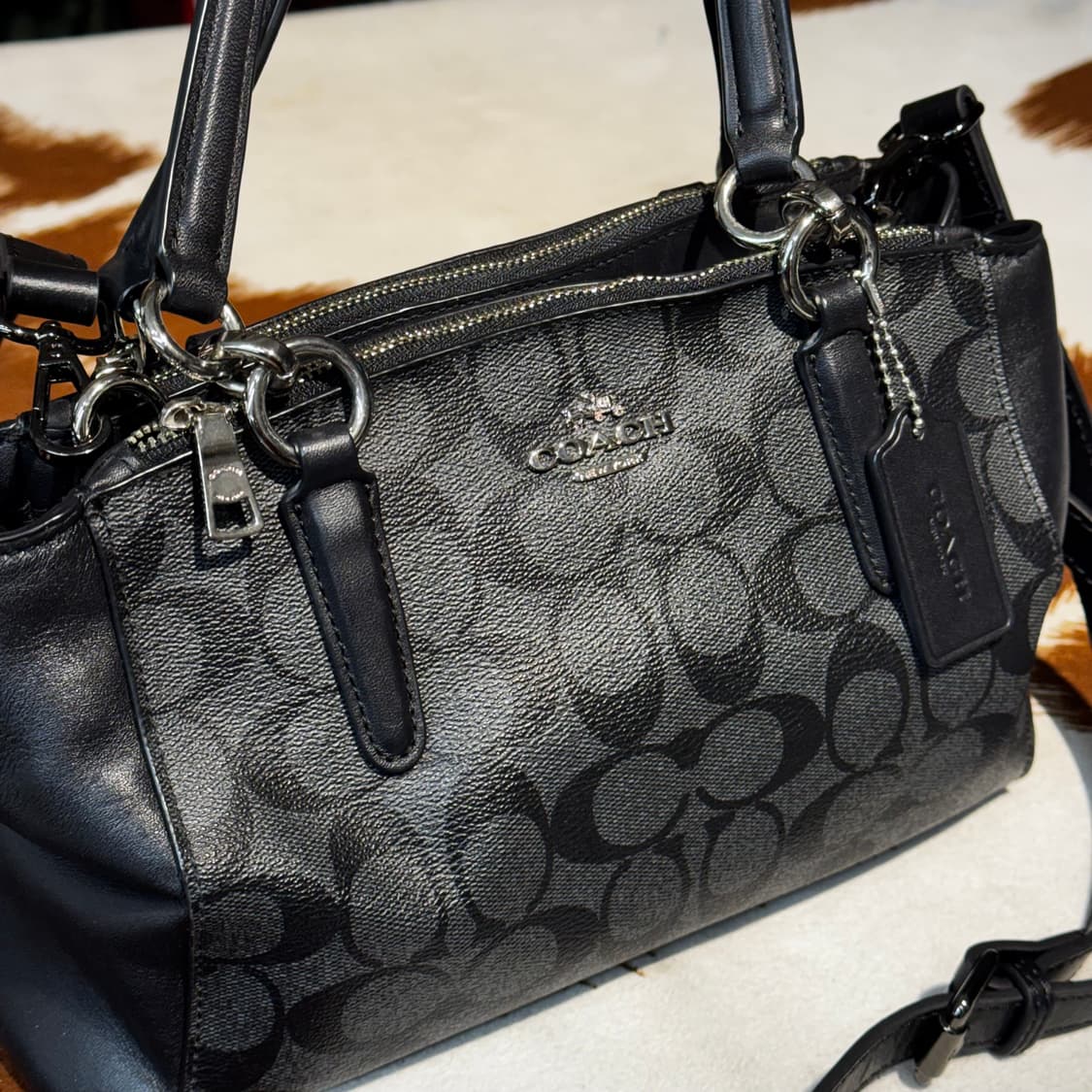 코치 시그니처 사첼백 토드백 숄더백 (OS) y2k 상품이미지2