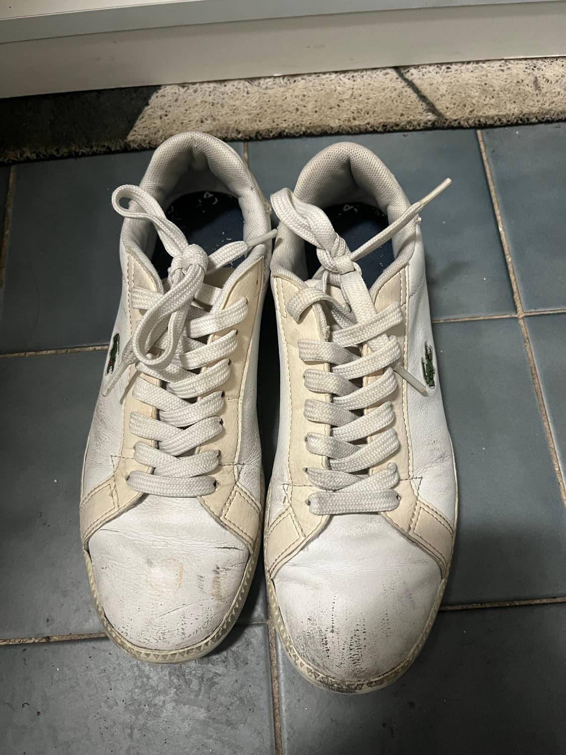 라코스테 흰색 스니커즈 상품이미지1