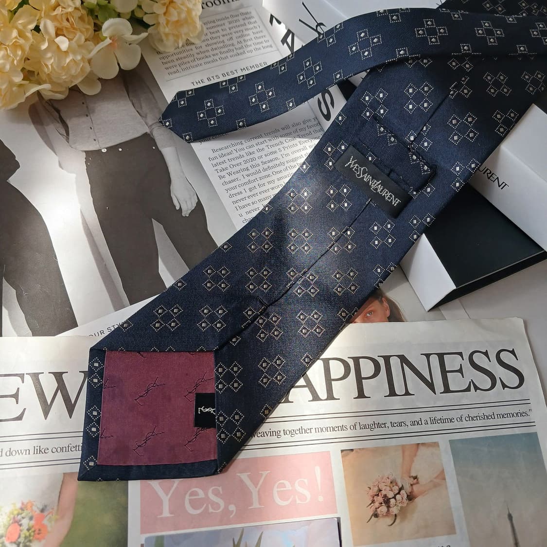 입생로랑 실크 네이비 자카드 패턴 넥타이 9.4cm A~B등급 E760
 상품이미지4