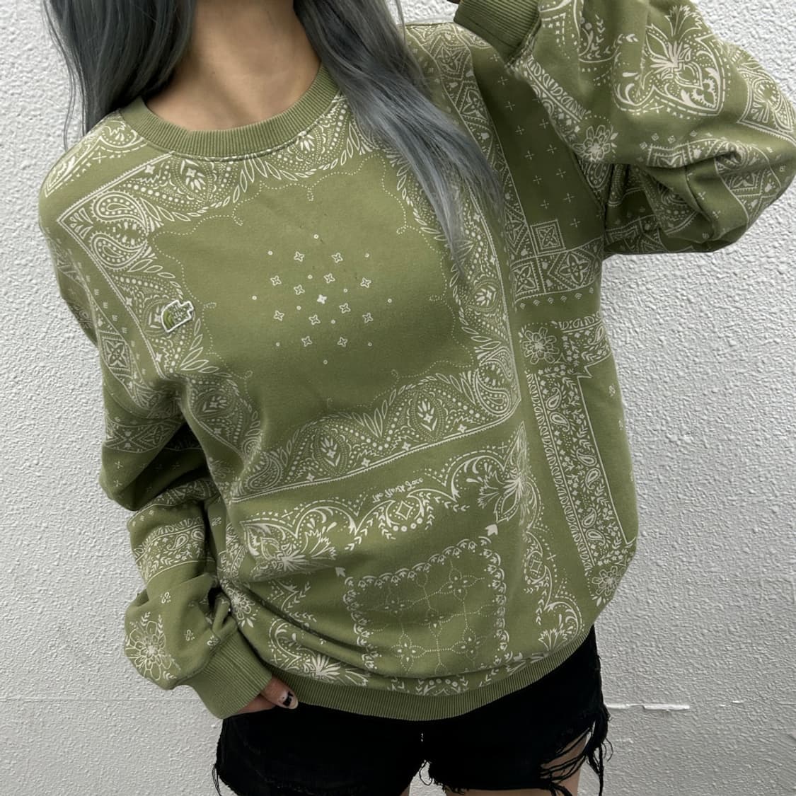 노스페이스 말차맛 반다나패턴 맨투맨 L 상품이미지1