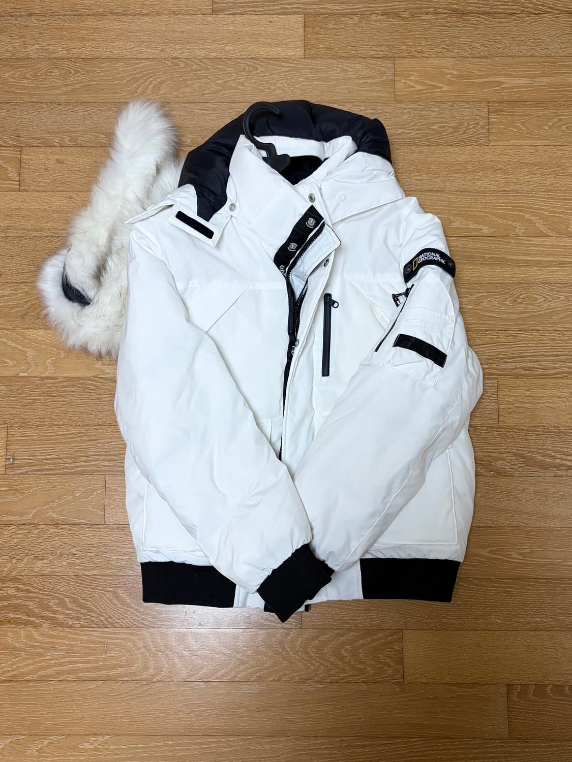내셔널지오그래픽 타루가 숏패딩 화이트 s 상품이미지1