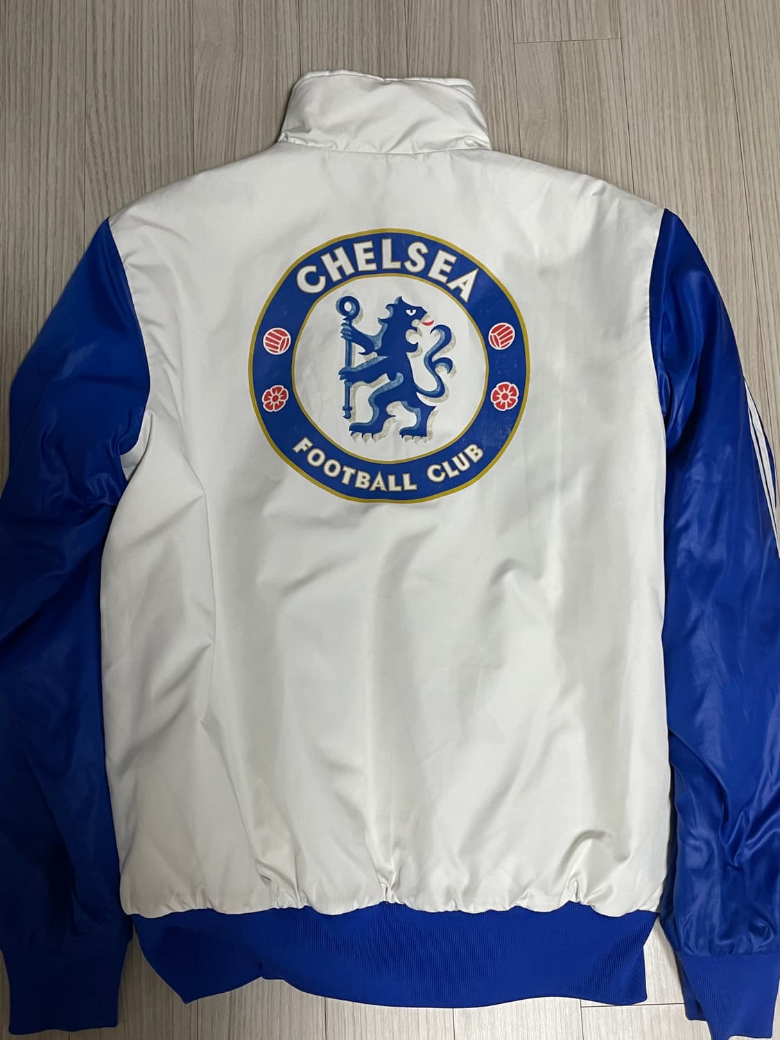 대장급 아디다스 첼시 리버시블 패딩 상품이미지3